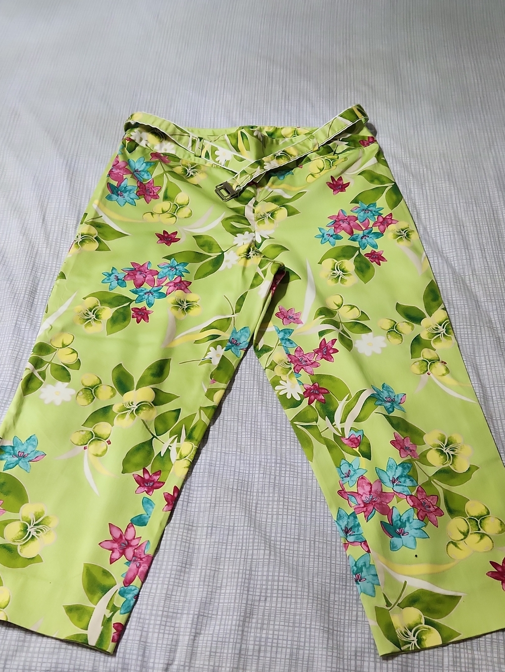 Kate Hill Lime Green Floral Capris with Belt